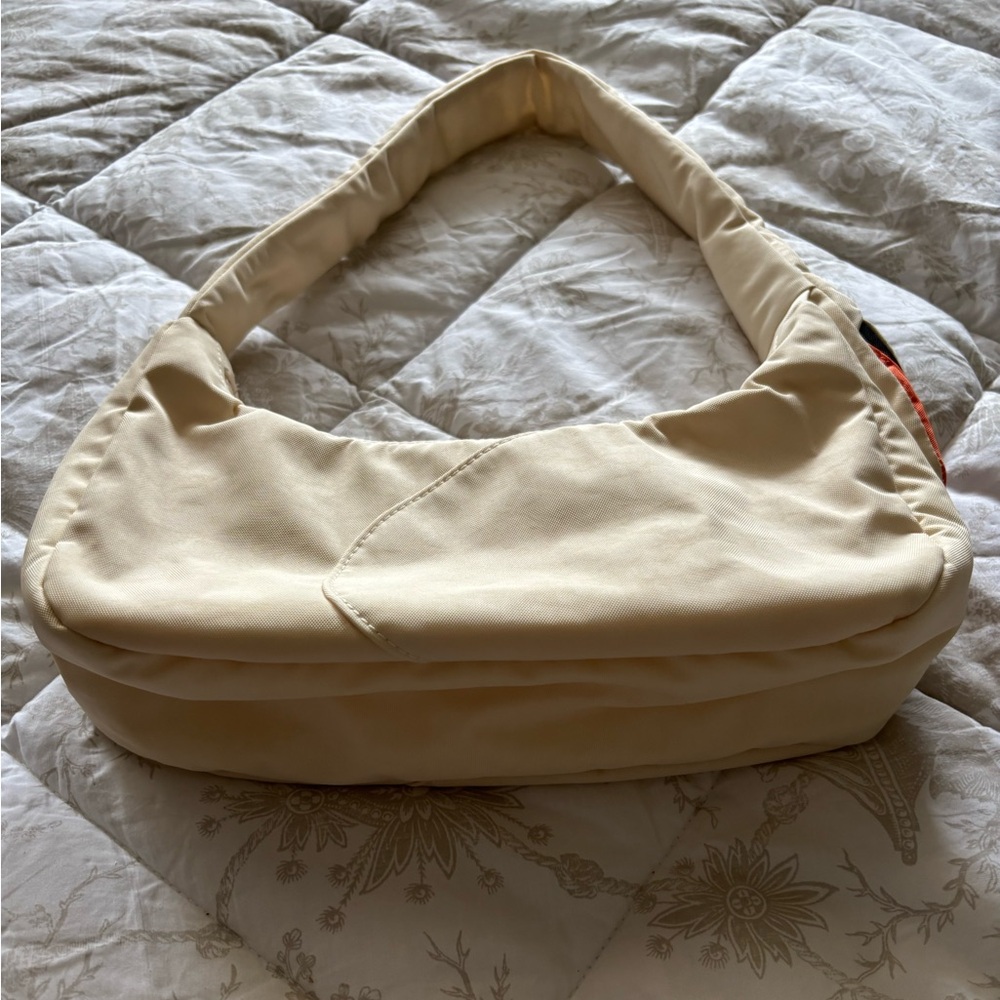 NWT BAGGU Swan Cream Shoulder Bag with Orange Accent - Picture 4 of 15